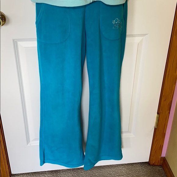 🌸(2/$15) Blue Fleece Set - Picture 5 of 10